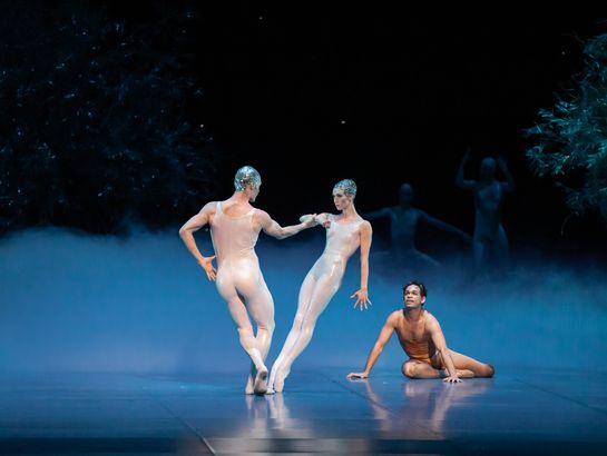 A MIDSUMMER NIGHT'S DREAM - Ksenia Ryzhkova, Emilio Pavan, Yonah Acosta c) Katja Lotter