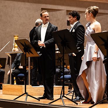 ARIADNE: M. SOLBACH, C. WETTERGREEN, T. AKZEYBEK