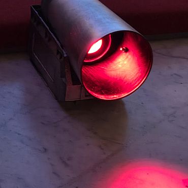 Symbolbild eines Scheinwerfers