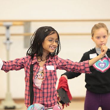 Kinder bei einem Workshop