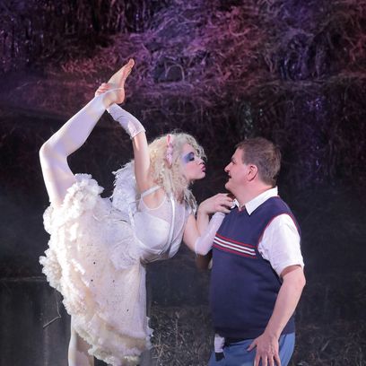 Anna El-Khashem (Esmeralda) und Wolfgang Ablinger-Sperrhacke (Wenzel)