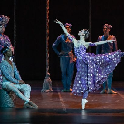 LA BAYADÈRE - Maria Baranova, Osiel Gouneo c) Katja Kotter 