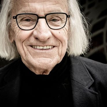 Mourning for Walter Haupt