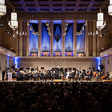 BMW ADVENT BENEFIT CONCERT