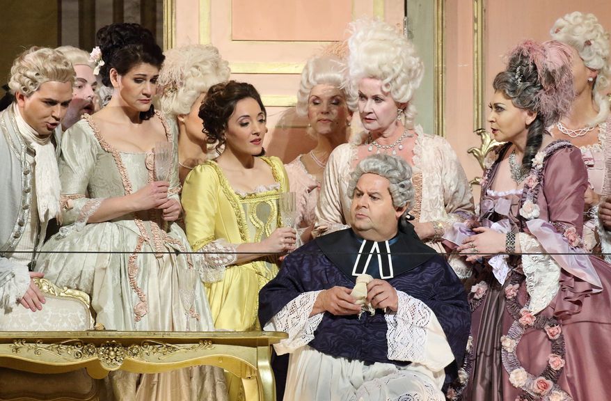 Andrea Chénier: Anja Harteros (Maddalena di Coigny), Rachael Wilson (Bersi), Ulrich Reß (Der Abate), Helena Zubanovich (Gräfin di Coigny)