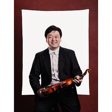 Ginshi Saito