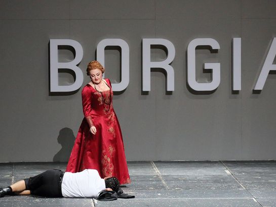 Lucrezia Borgia: Juan Diego Flórez (Gennaro), Edita Gruberova (Lucrezia Borgia)