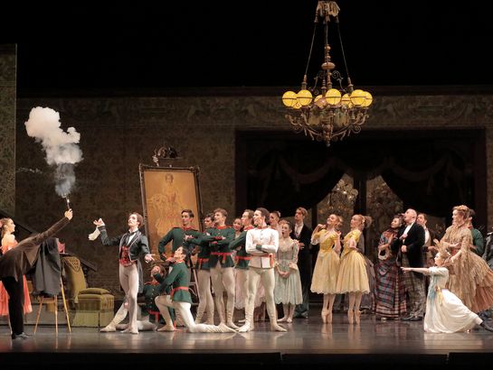 Der Nussknacker, Ensemble3, © Wilfried Hösl