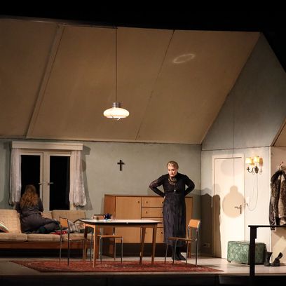 Jenůfa: Sally Matthews (Jenůfa), Karita Mattila (Küsterin Buryja)