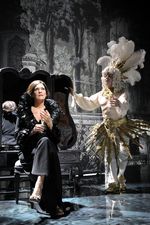 DER ROSENKAVALIER: M. Petersen, G. Salas © Wilfried Hösl