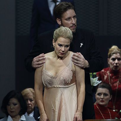 La Favorite: Elīna Garanča (L&eacute;onor), Mika Kares (Balthazar)