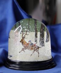 Schneekugel „The Snow Queen“ (Merchandise)