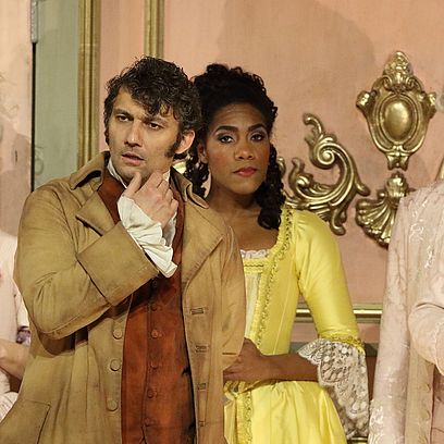 Andrea Ch&eacute;nier: Jonas Kaufmann (Andrea Ch&eacute;nier), J'Nai Bridges (Bersi), Chor der Bayerischen Staatsoper