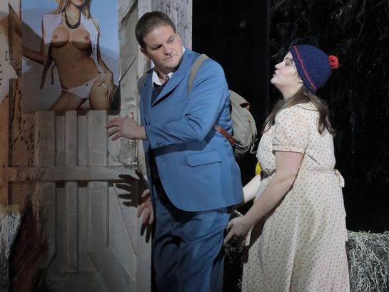 Wolfgang Ablinger-Sperrhacke (Wenzel) und Selene Zanetti (Marie)