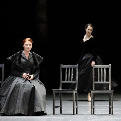 Anna Karenina, Alona Abromowa, K. Ryzhkova (Anna Karenina) © W. Hösl