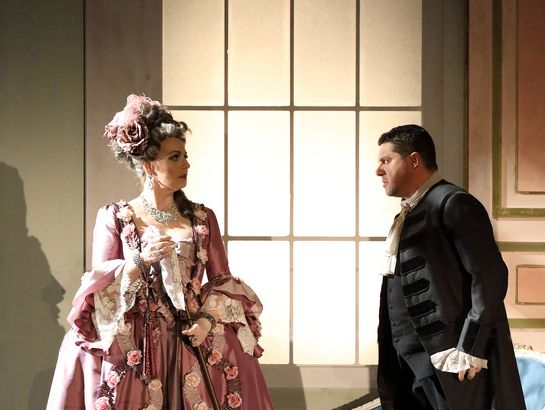 Andrea Chénier: Doris Soffel (Gräfin di Coigny), Luca Salsi (Carlo Gérard)