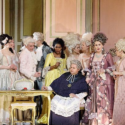 Andrea Ch&eacute;nier: Anja Harteros (Maddalena di Coigny), J'Nai Bridges (Bersi), Ulrich Re&szlig; (Abate), Doris Soffel (Gr&auml;fin di Coigny)