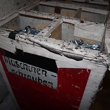 Close-ups from the orchestra pit