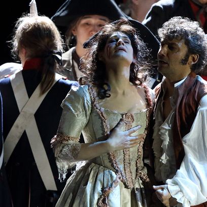 Andrea Chénier: Jonas Kaufmann (Andrea Chénier), Anja Harteros (Maddalena di Coigny)