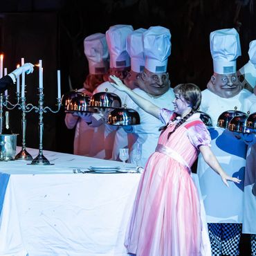 HÄNSEL UND GRETEL
