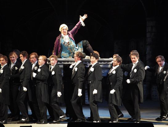 La Cenerentola: Alessandro Corbelli (Don Magnifico), Chor der Bayerischen Staatsoper
