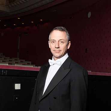 Yves Savary