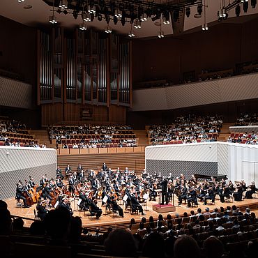 Das Bayerische Staatsorchester in der MUZA Kawasaki Symphony Hall