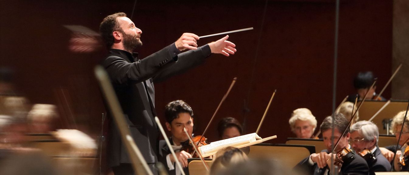 Kirill Petrenko dirigiert das Bayerische Staatsorchester (Foto: Wilfried Hösl)