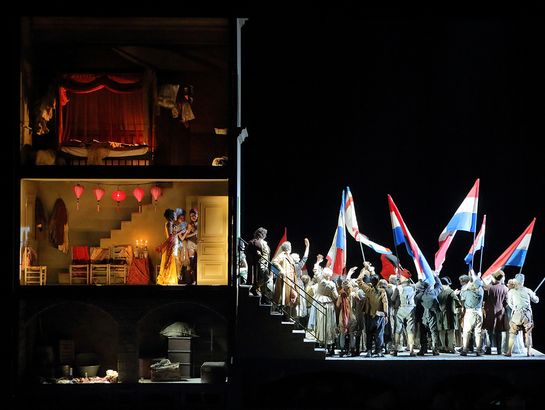 Andrea Chénier: Chor der Bayerischen Staatsoper, 2. Bild