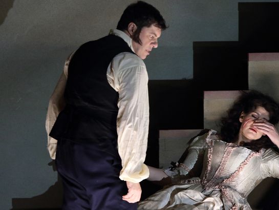 Andrea Chénier: Anja Harteros (Maddalena di Coigny) Luca Salsi (Carlo Gérard)