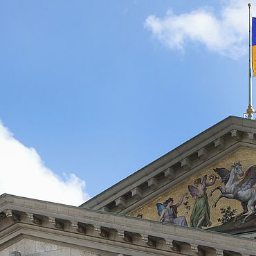 Presseinfo: 24.2.23: Gru&szlig; an die Ukraine