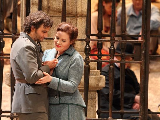 Carmen: Jonas Kaufmann (Don José), Genia Kühmeier (Micaela)