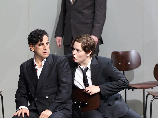 Lucrezia Borgia: Juan Diego Flórez (Gennaro), Teresa Iervolino (Maffio Orsini), Dean Power (Rustighello)
