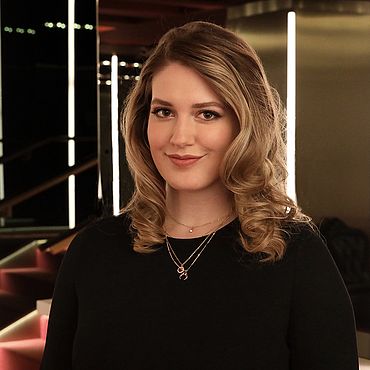 Emily Sierra als "Nanni"