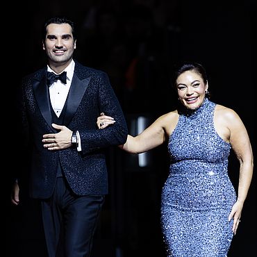 JONATHAN TETELMAN & AILYN P&Egrave;REZ	 