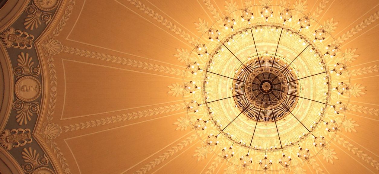 Kronleuchter im Nationaltheater