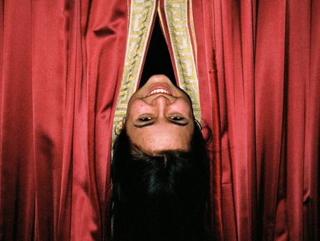 14:00–15:00