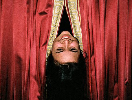 14:00–15:00