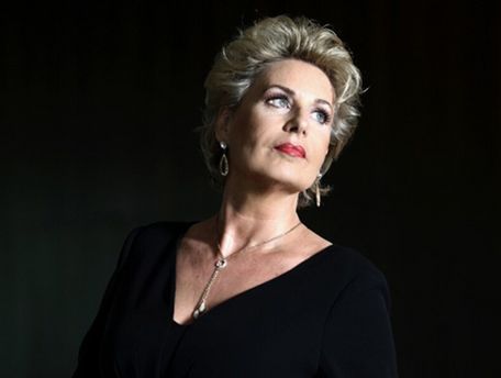 DORIS SOFFEL