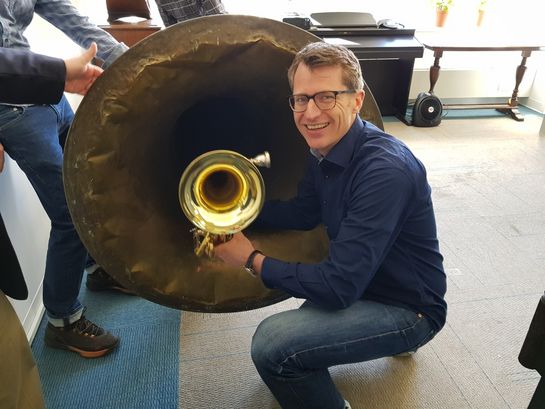 Big carl deals tuba
