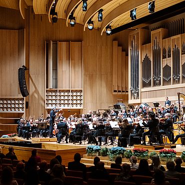 Bayerisches Staatsorchester auf der Bühne in Linz