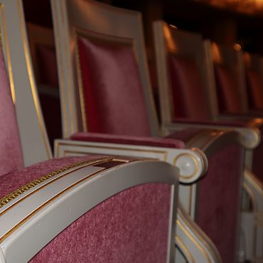 Close-ups from the audience