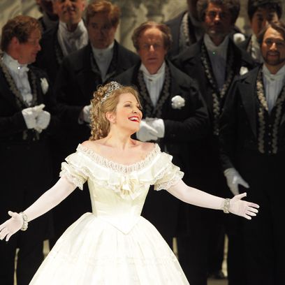 La Cenerentola: Joyce DiDonato (Angelina), Chor der Bayerischen Staatsoper