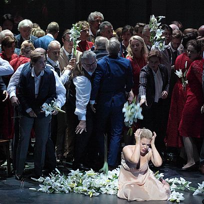 La Favorite: Elīna Garanča (L&eacute;onor), Chor der Bayerischen Staatsoper