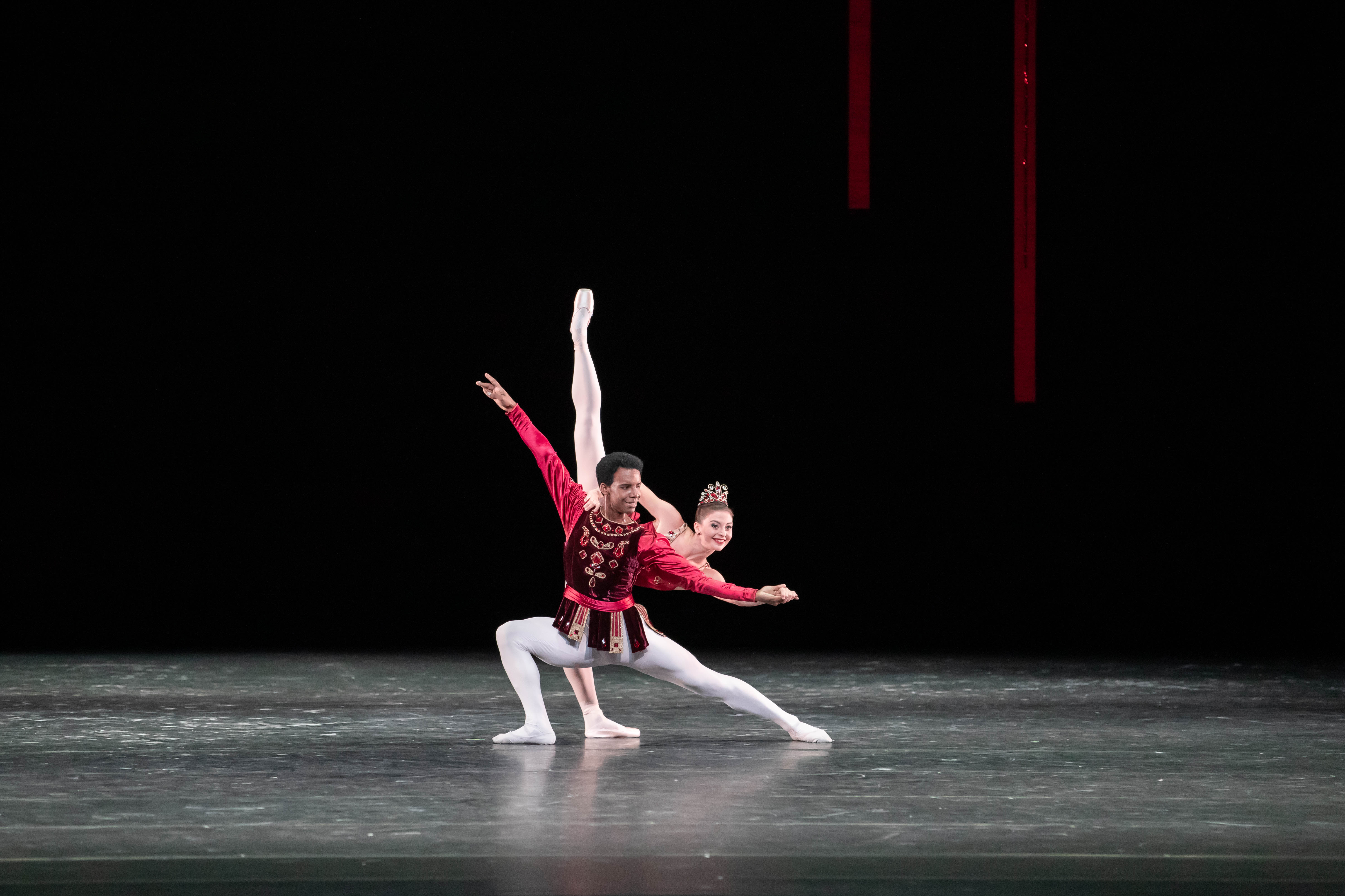 JEWELS: RUBIES - Osiel Gouneo, Sofia Ivanova-Skoblikova c) K. Lotter