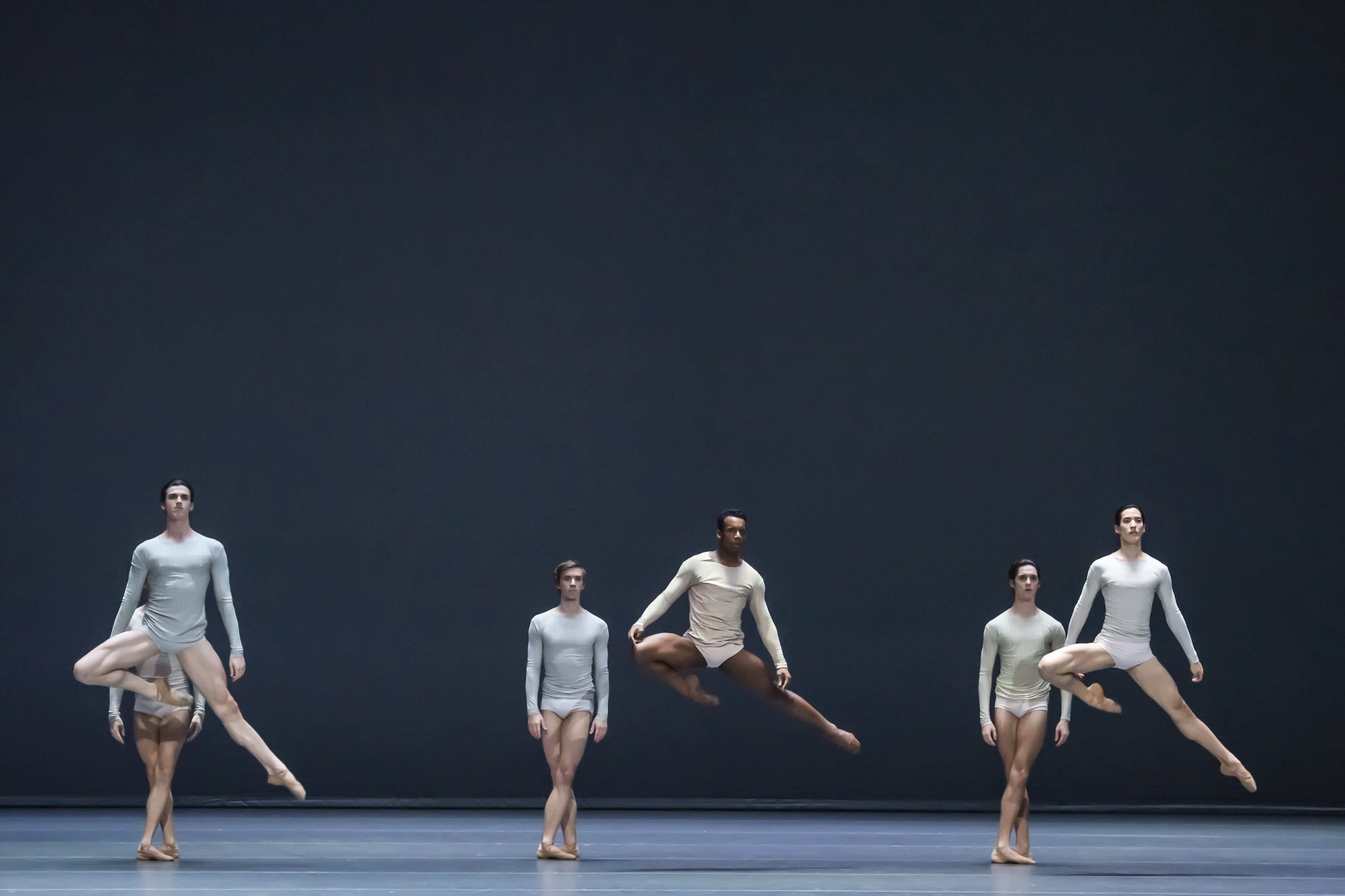 PORTRAIT WAYNE MCGREGOR
