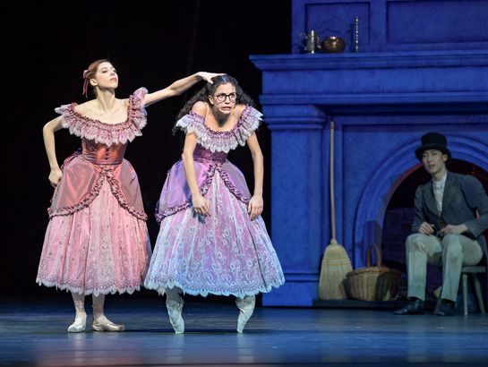 CINDERELLA - Elvina Ibraimova, Bianca Teixeira, Jinhao Zhang c) S. Gherciu