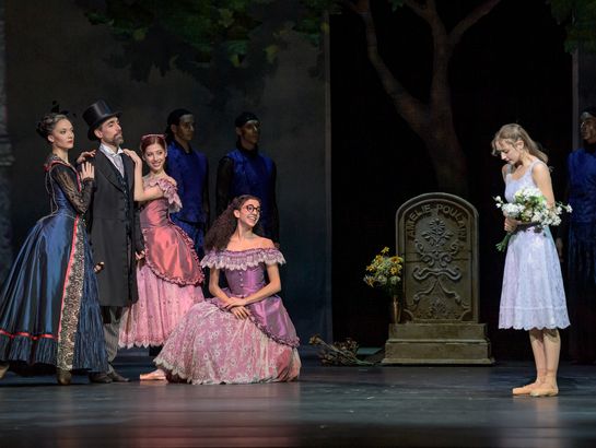 CINDERELLA - Ensemble c) S. Gherciu