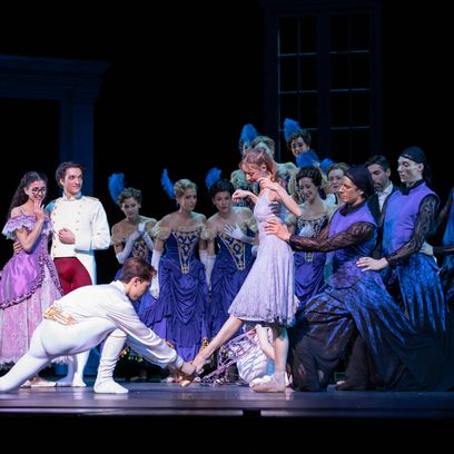 CINDERELLA - Ensemble c) K. Lotter