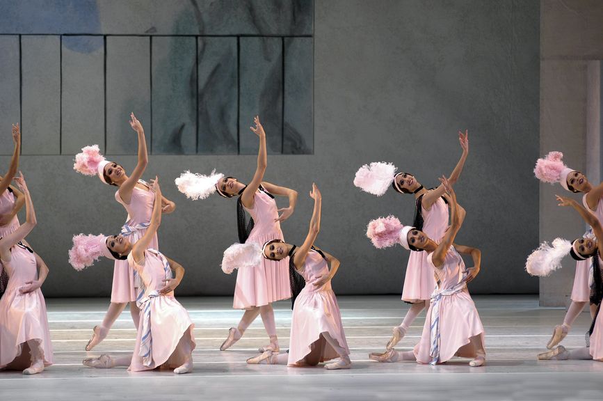Les Biches. Ensemble (Foto: Charles Tandy)
